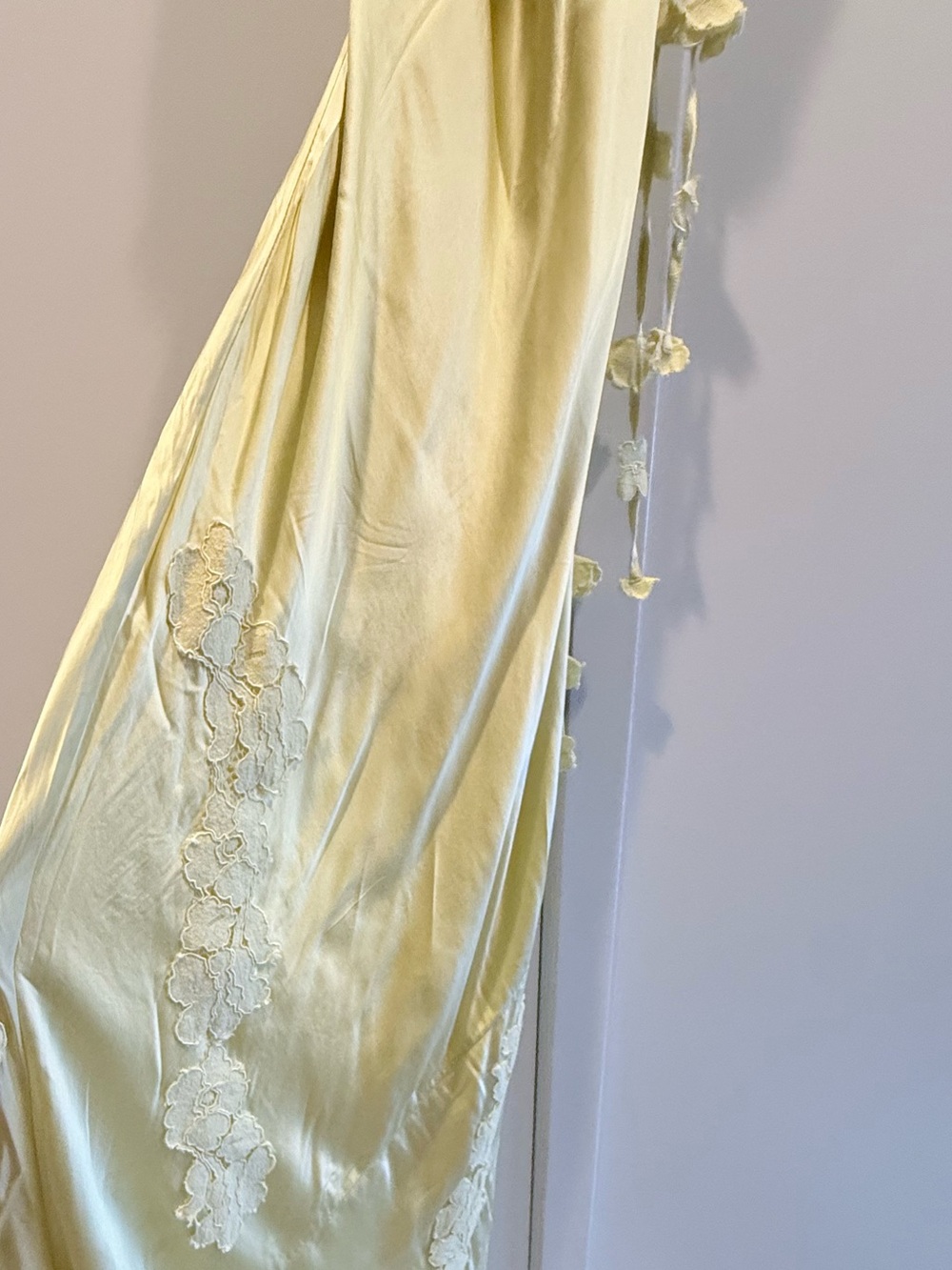 Inaya Gown in Butter Yellow NBD NWT - Picture 3 of 4